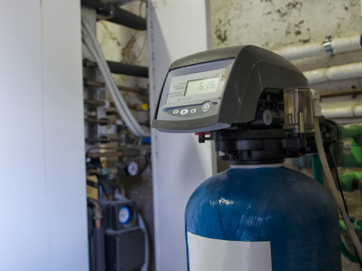 Does A Water Softener Remove Calcium | Diamondback Plumbing & Cooling